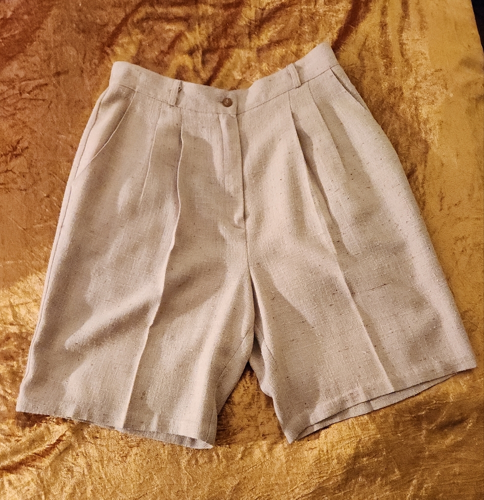 Vintage 1970's Beige Twill High Waisted Pleated Shorts by Michele